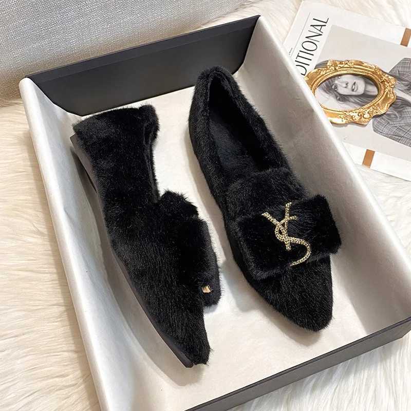 Flats Shoes for Women 2024 New Autumn Pointed Flat Mink Fur Winter Shoes Velvet Womens Loafers Ladies Shoes Plus Size 41 42 43 X251122