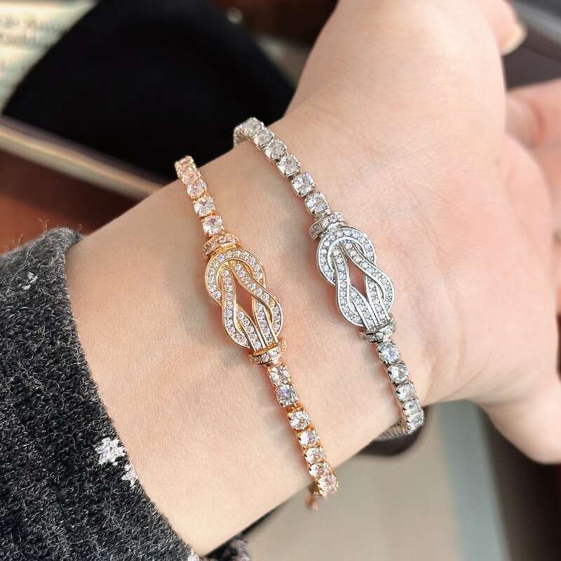 Bracelet Designer luxury Bracelets Hot Selling Horseshoe Bracelet Full Light Luxury Ultra Shiny Texture Simple Row Diamond Ins Trend Fashion Jewelry gift