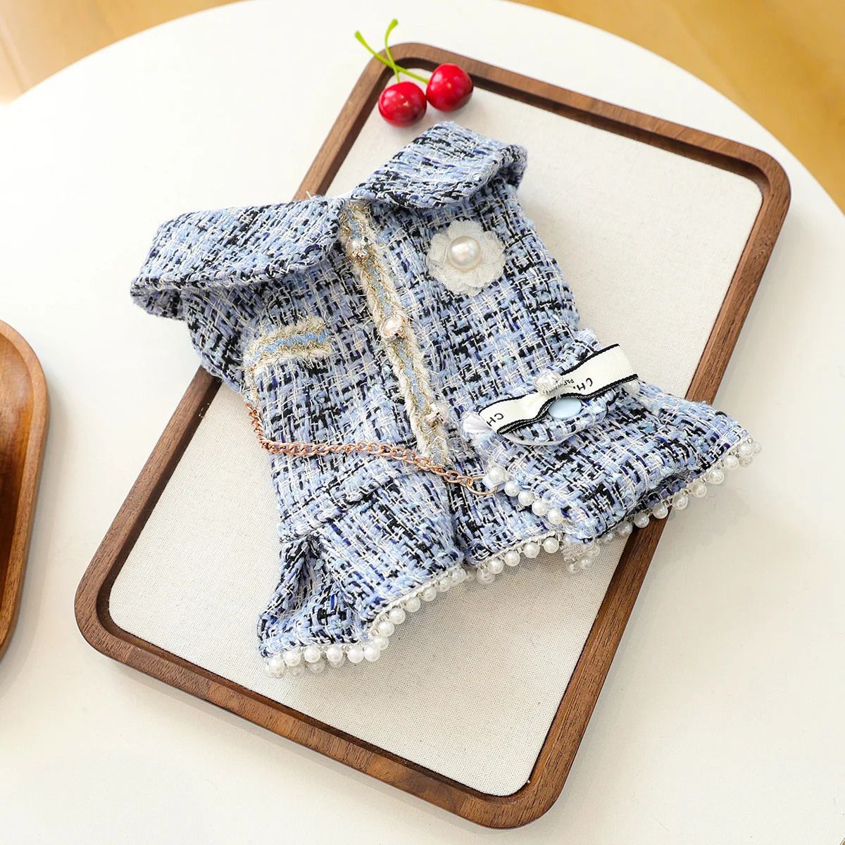 Luxury Pet Autumn and Winter Woolen Dress Small Dog Warm Backpack Jacket Dog Clothes for Small Dogs Puppy Clothes