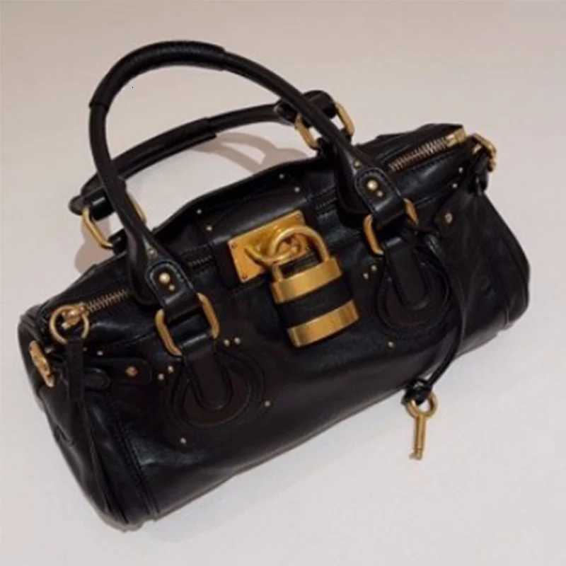 New autumn/Winter 2025 commuter handbags womens single bags handbags and gold-lock womens shoulder bags K251121