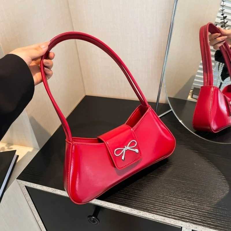 Trendsetting Womens Shoulder Bag - Maillard Style Retro Crossbody Purse for Work Daily Use Fashionable Hot ItemT251122