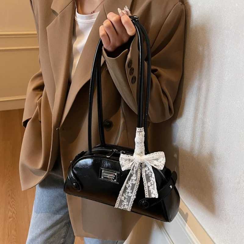 Women Casual Tote Handbag PU Leather Bow Leisure Armpit Handbag Solid Color Travel Underarm Handbag Female Dating BagT251122