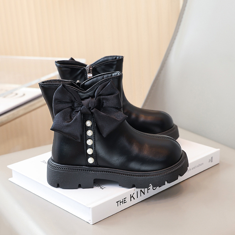 New designer shoes Children s Martin Short Boots with Fleece Lining Double Cotton Leather Boots New Autumn Winter Princess Shoes Bowknot Fashion Girls