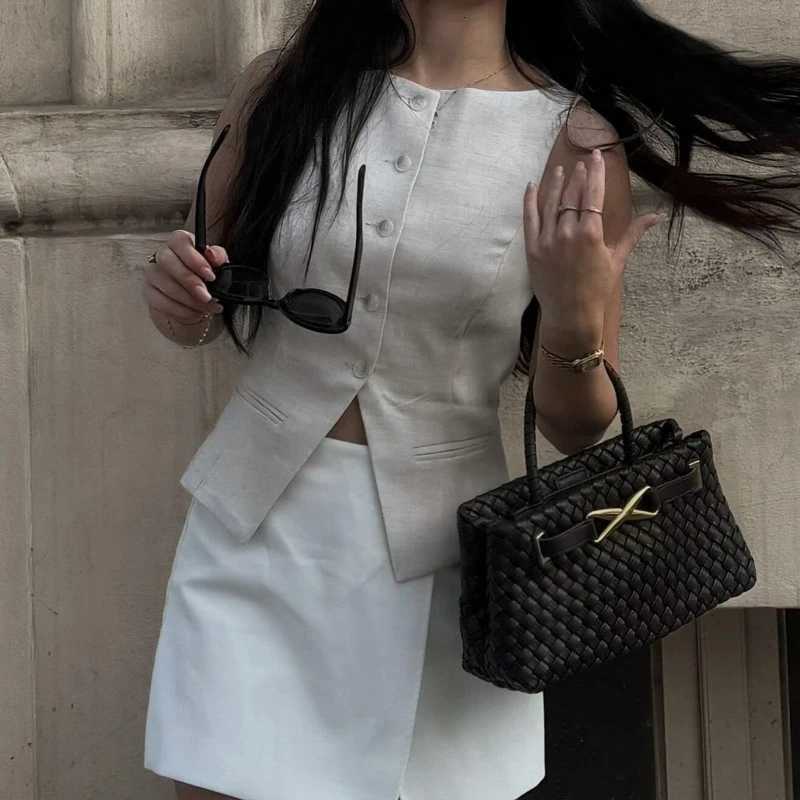 JW PEI 2025 new style womens large capacity handbag PU leather work bag commuter shoulder bag suitable for daily use handbag K251121