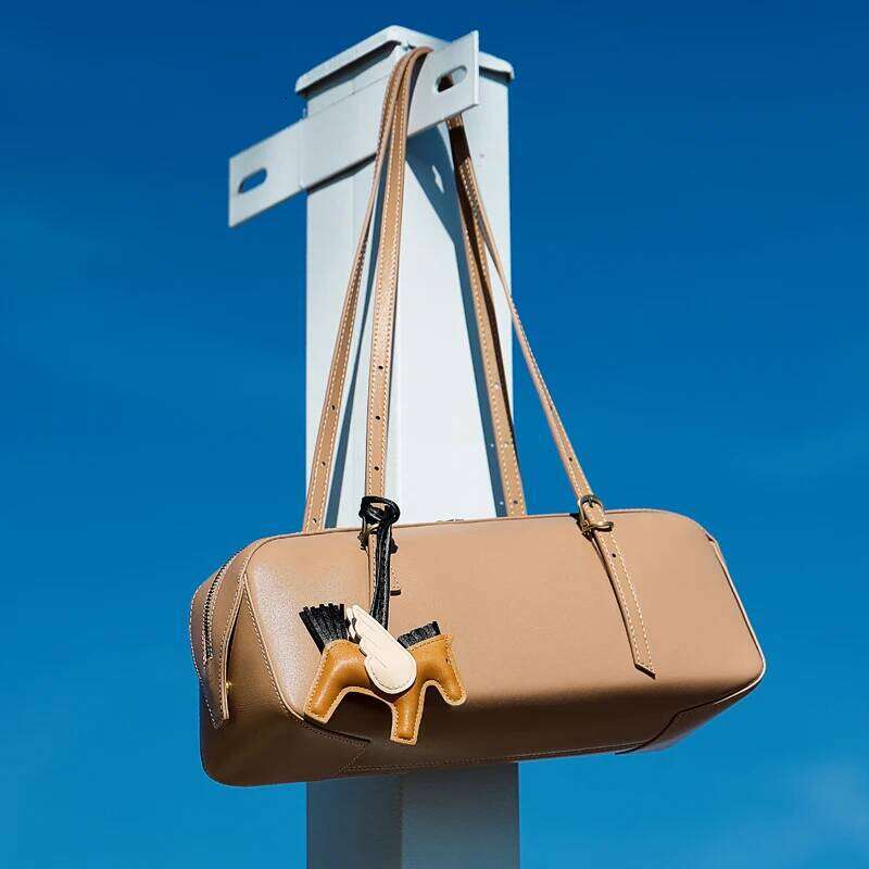 Toptrends Luxury Genuine Leather Underarm Shoulder Bags For Women 2025 Trend Designer Bowling Tote Pillow Office Ladies Handbags