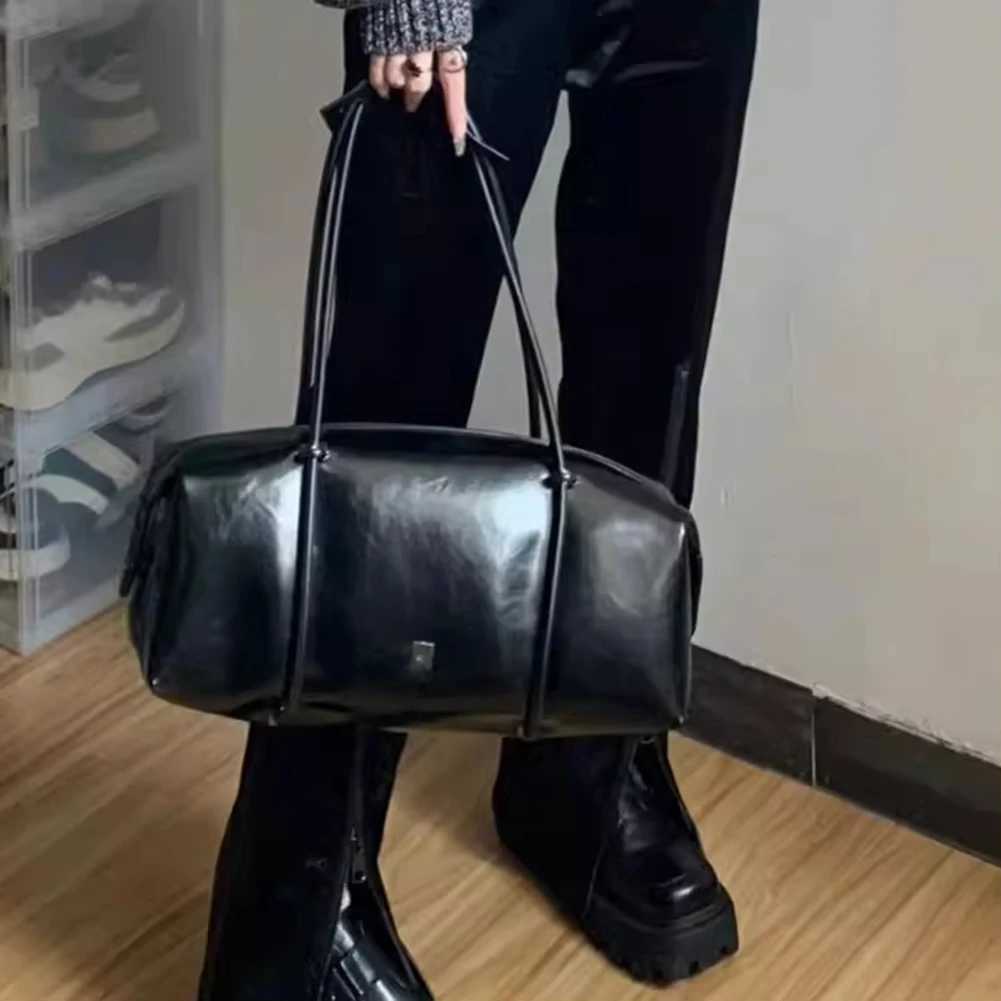 Women Stylish Armpit Bag Large Capacity PU Boston Pillow Bag Casual Clutch Handbag Solid Color Zipper Closure for Outdoor TravelT251122