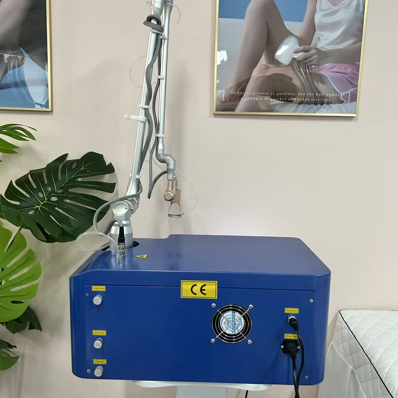CO2 Fractional Laser Machine For Beauty Salon Use Skin Rejuvenation Wrinkle Scar Removal and Vaginal Tightening Professional Equipment