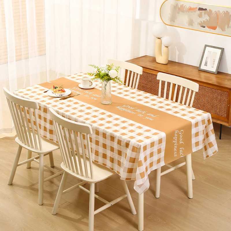 The tablecloth with a warm and cozy atmosphere a high-temperature resistant tablecloth and a waterproof oil-proof and no-was C251122