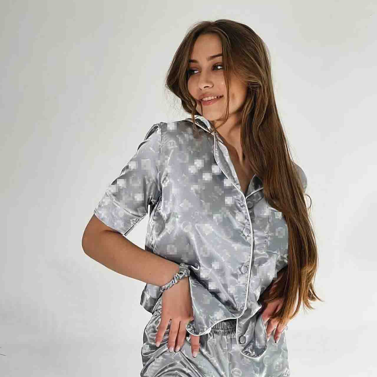 wholesale Summer girls sleepwear two piece pama set satin silk designers print pyjamas short pamas for women