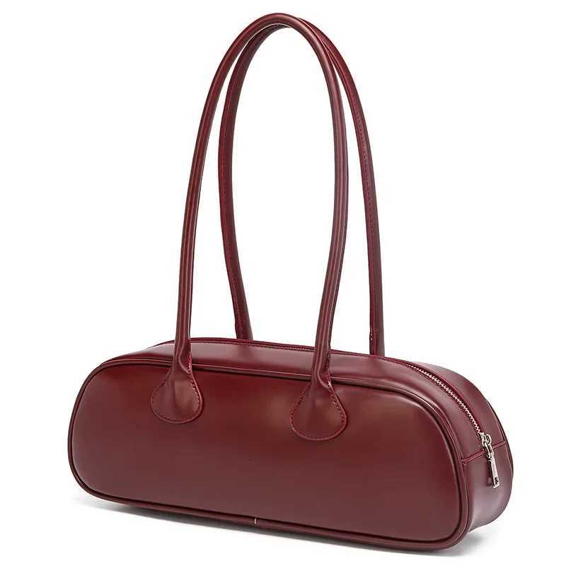 2025 New Retro Fashion Pillow Bag Large Capacity Handheld Underarm Bag Versatile Single Shoulder Bag Simple Design Polyester LinT251122