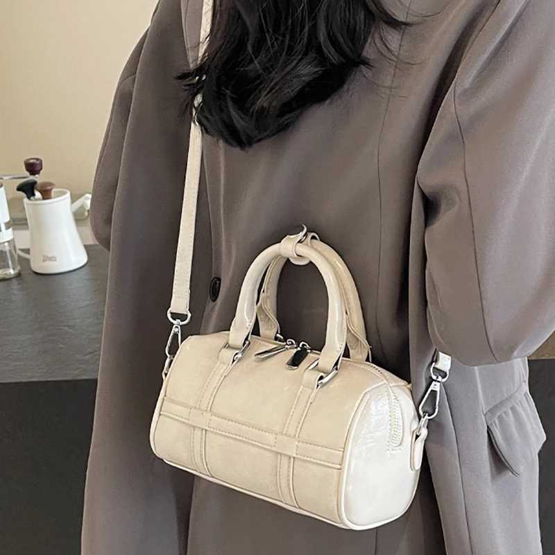 Fashionable Simple Handbags Pu Leather One Shoulder Bag For Women Trendy Solid Colour Crossbody Bags Commute Phone PurseT251122