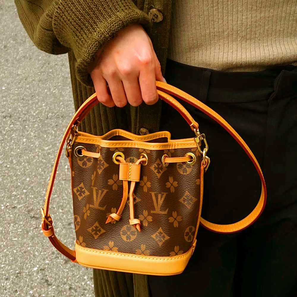 2025 New Designer Bag Fashion High Quality Artwork Bucket Bag Hand Bill Shoulder Crossbody Bag For Women63