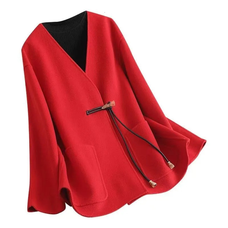 Autumn Winter 2026 Woolen Coat Women Fashion VNeck Horn Button DoubleSided Wool Jacket Female Loose Overcoat Clothes B1451 251112