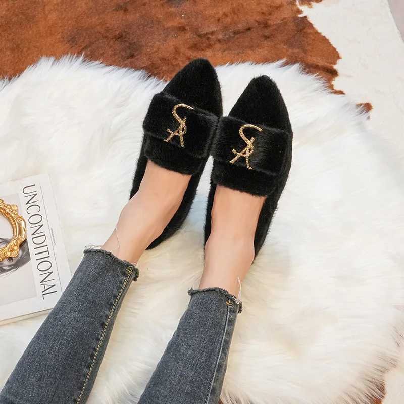 Flats Shoes for Women 2024 New Autumn Pointed Flat Mink Fur Winter Shoes Velvet Womens Loafers Ladies Shoes Plus Size 41 42 43 X251122
