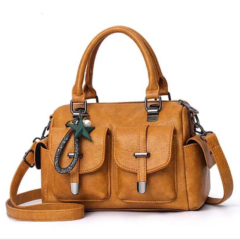 Female Boston Bag New Fashion Handbag Soft Leather Large Capacity Mother Bag Retro WomenS Shoulder Bag Multi-Pocket Female BagT251122