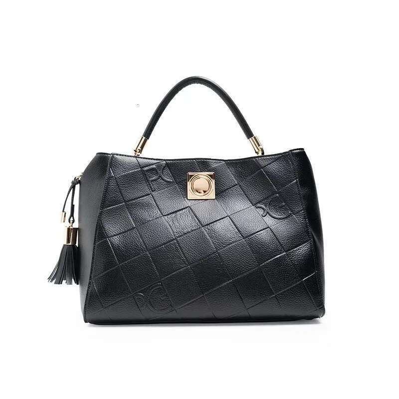 PG Quality Niche Brand Design Versatile Delicate Handbag Casual Light High Sense Fashion Women S Bag Bag
