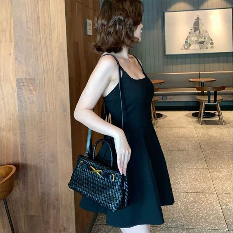 New summer hand-held woven bag for women fashionable and versatile single-shoulder crossbody bag single-shoulder underarm bag K251121