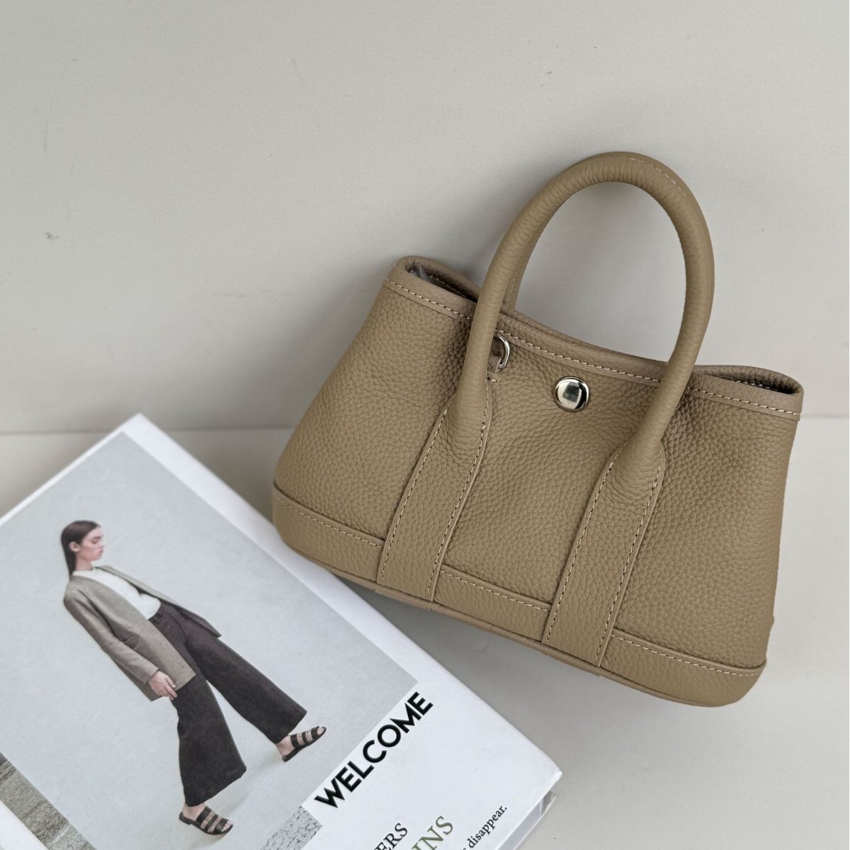 Crossbody Mini Garden Bag 2025 New Fashionable And Versatile Leather Tote Bag For Spring And Summer High End And Niche Leather Shoulder Bag