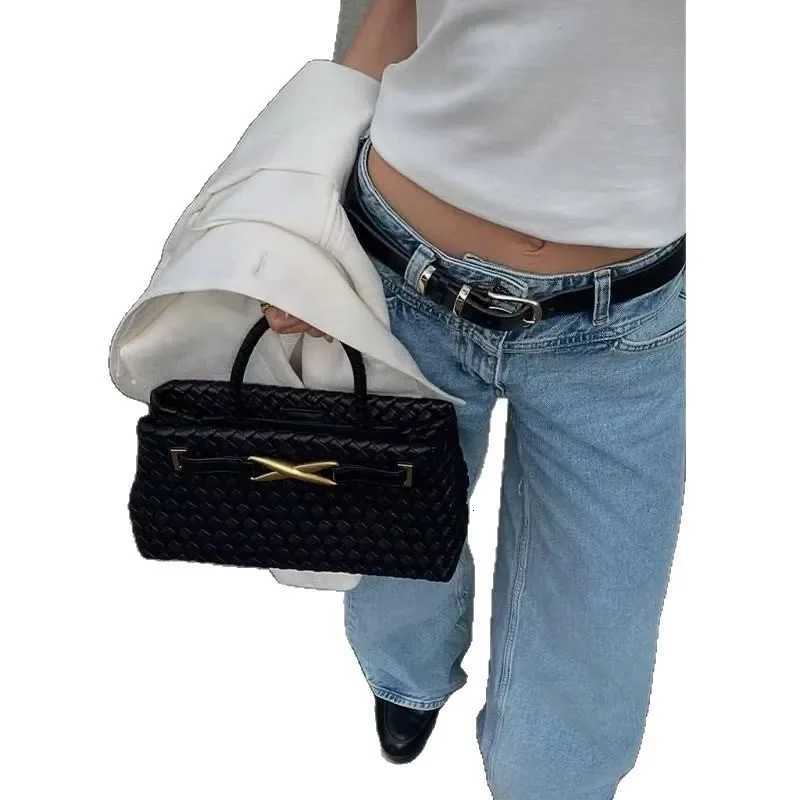 Fashionable Cora Woven Bag Handbag Shoulder Crossbody Womens Bag Luxury Sensation Spring 2025 New Style Soft PU Leather K251121