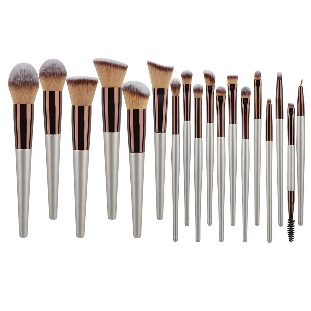 18-Piece Makeup Brush Set in Champagne Gold with Portable Brush Case Soft-Bristle Powder Brushes Eye Shadow Brushes and Full Se C251122