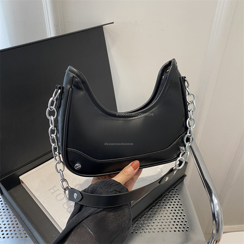 2025 New Luxury Designer Women's Fashionable Niche Light Luxury Commuting Shoulder Crossbody Bag