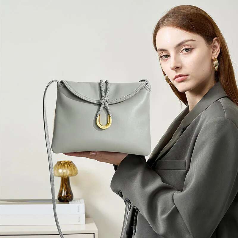 Women S Natural Sheepskin Shoulder Fashion Brand Design Handbag Ladies Commuter Soft Leather Crossbody Bag Bag