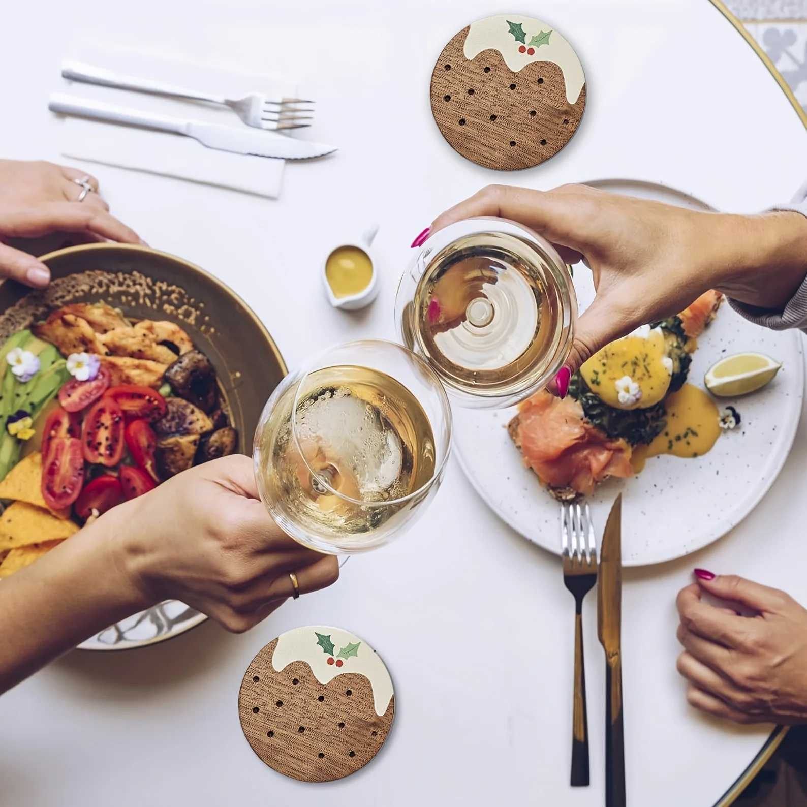 6-piece Christmas Pudding Wooden Coasters Custom Wooden Coasters for Home Office Cafe Tea Room Decor C251122