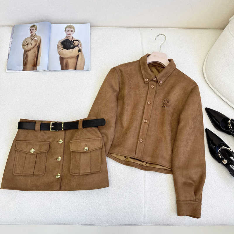 Two Piece Dress designer MM early autumn new fashionable letter design temperament versatile short jacket+A-line short skirt