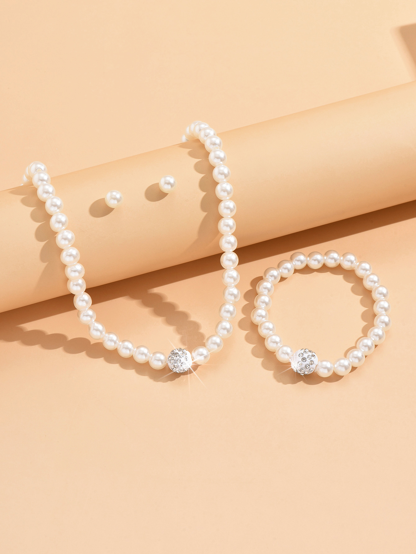 4-piece women's pearl bracelet, earring, necklace, jewelry set, party, holiday, travel outfit, gift
