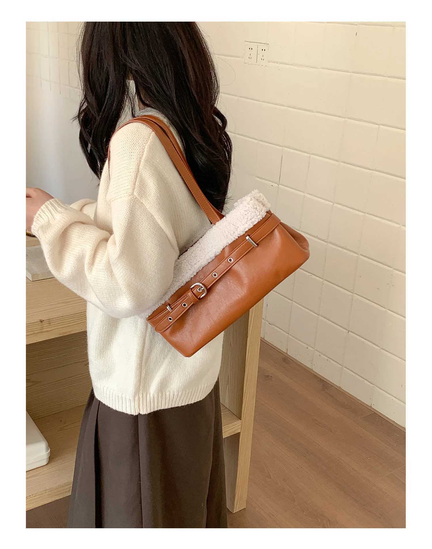 Plush bag splicing design armpit bag high-end feeling autumn and winter 2025 new belt style hand-held shoulder bag for women K251121