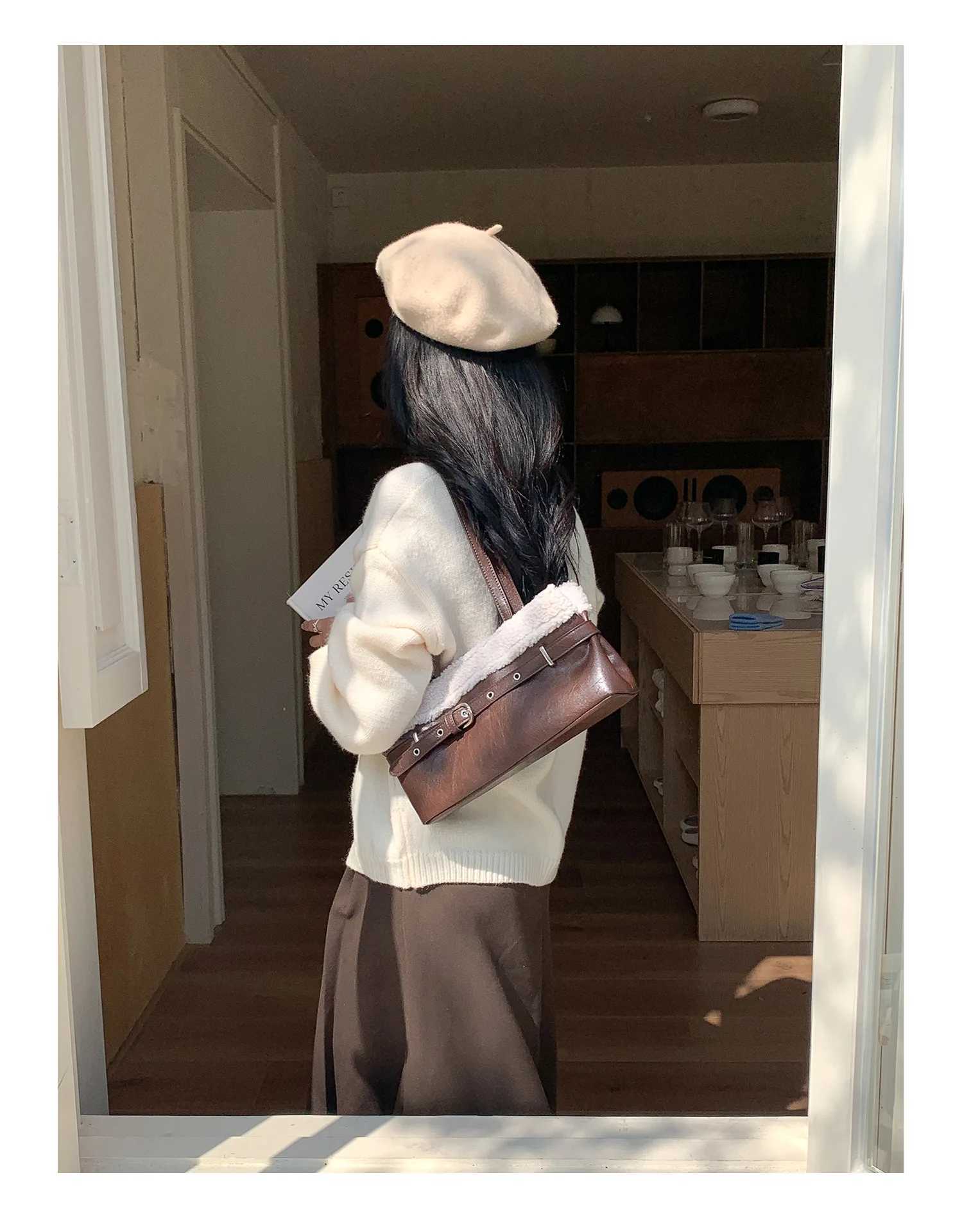 Plush bag splicing design armpit bag high-end feeling autumn and winter 2025 new belt style hand-held shoulder bag for women K251121