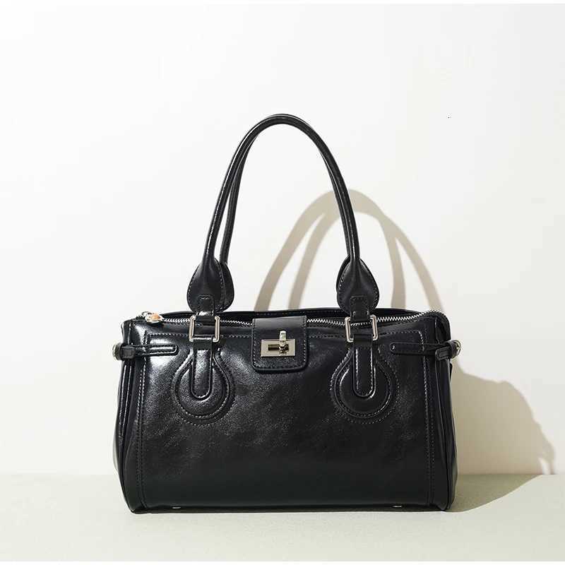 Brand Horizontal Square Tote Bag Luxury Lock Belt Shoulder Bag Versatile Work Briefcase Fashion Zipper Classic Texture Handbag K251121