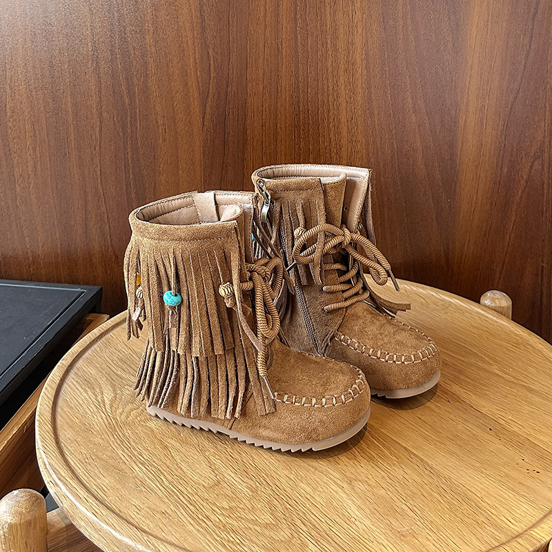 New designer shoes Indian Retro Tassel Children s Shoes Worn Style Autumn Winter New Martin Boots Half Boots Little Girls Versatile