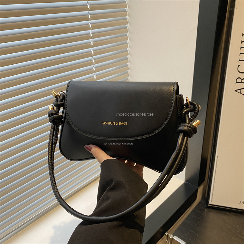 Solid Color Western Style Sloping Women's 2025 New Designer Luxury Korean Version Texture Fashion Shoulder Bag Fashion Handbag