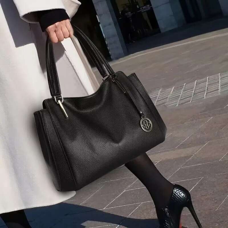 The First Layer Of Cow Middle Aged Mother Portable Soft Leather One Shoulder Women S Bag Large C Bag