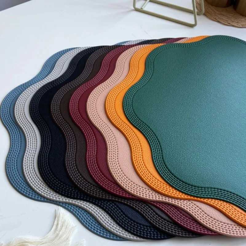 1/4/6Pcs Orange Placemats Faux Leather Flower Round Shaped Table Mats Table Decoration Accessories Indoor/Outdoor Table Mats C251122