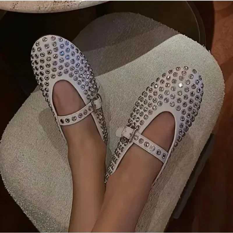 Luxury Crystal Rhinestone Fishnet Ballet Flats Woman Brand Design Rivet Studs Mesh Mary Jane Shoes Ladies Summer Cut Out Loafers X251122