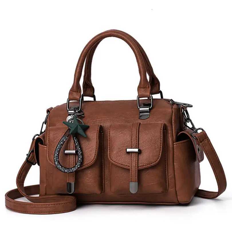 Female Boston Bag New Fashion Handbag Soft Leather Large Capacity Mother Bag Retro WomenS Shoulder Bag Multi-Pocket Female BagT251122