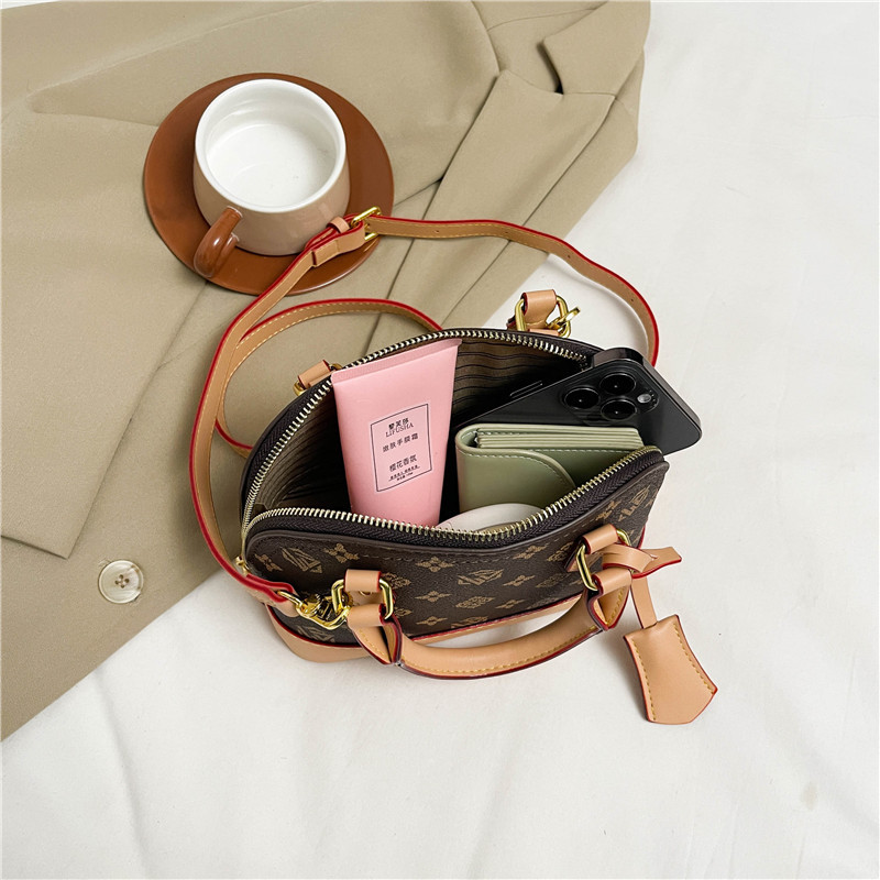 Designer Bags Cross-border Women's Bags 2025 New Style Fashionable and Versatile color-blocking single-shoulder shell Bag Commuting crossbody Bag