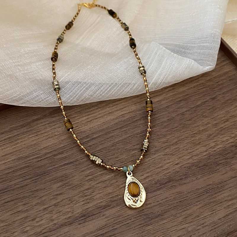 Bohemian Irregular Natural Stone Necklace Imitation Pearl Shell Beaded Necklace Womens Retro Jewelry Gift Y250422