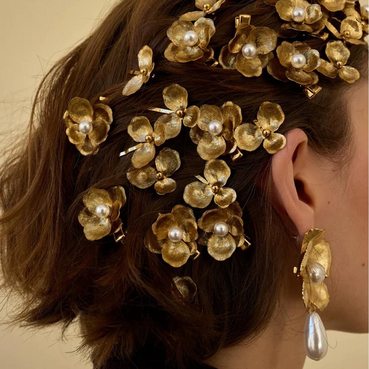 Fashion Hair Accessories Hair Claw Clips for Women Stainless Steel Pearl Flower Hair Clips Women Girls