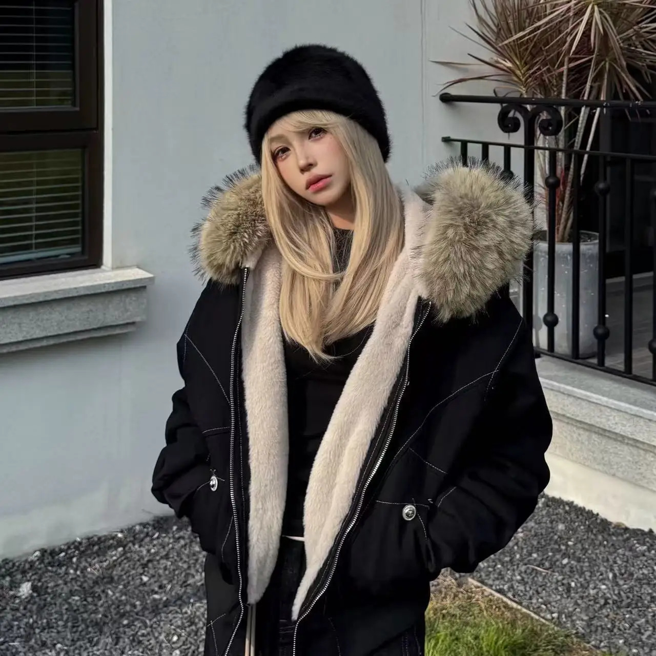 Vintage Condor Fur Hood Coat American Retro Short Parka for Petite Women Campus Style Thickened Hooded Jacket Y2K Winter War 251110