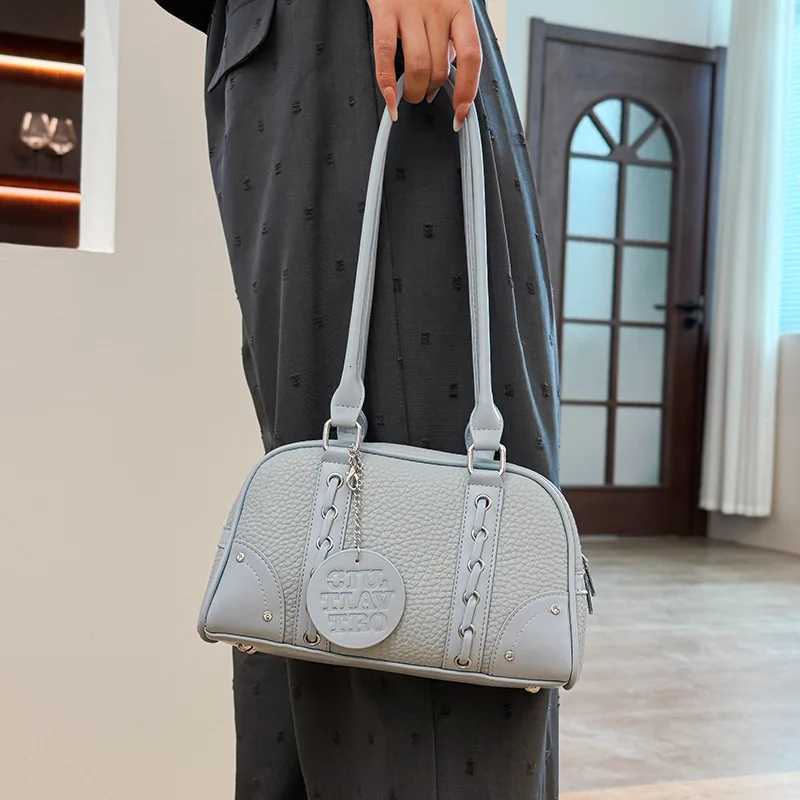 2025 New Korean-style Large-capacity Retro Underarm Boston Bag for Women Casual and CommutingT251122