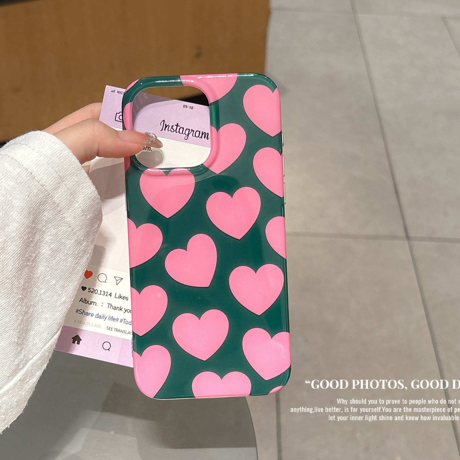 Green Background Full Screen Pink Heart Phone Case Compatible iPhone 16/15 Pro Max New Earthquake-proof Protective Case