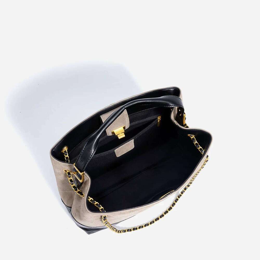 2025 New Brown Suede Crossbody for Women Vintage Chunky Chain Shoulder Bag Retro Chic Messenger Purse Office Commute Handbag