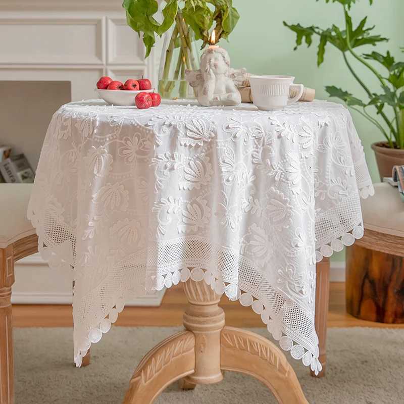 White Lace Luxury Embroider Tablecloth for Wedding Party Living Room Bedroom Table Cloth American Table Decoration C2511223