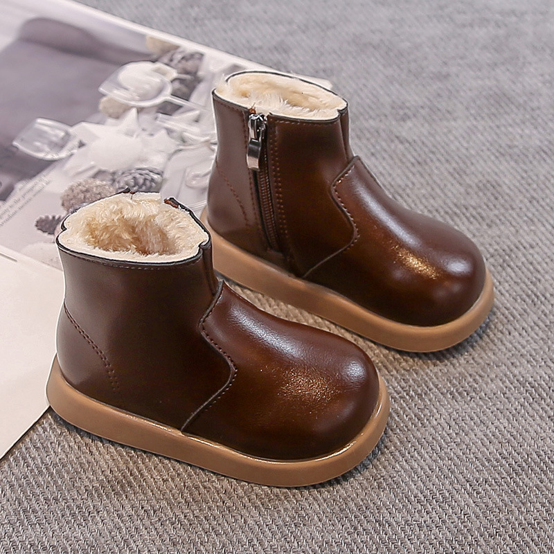 New designer shoes Children s Leather Boots with Fleece Lining Low Cut Small Leather Boots Autumn and Winter New Style Girls Leather Boots Retro Simpl
