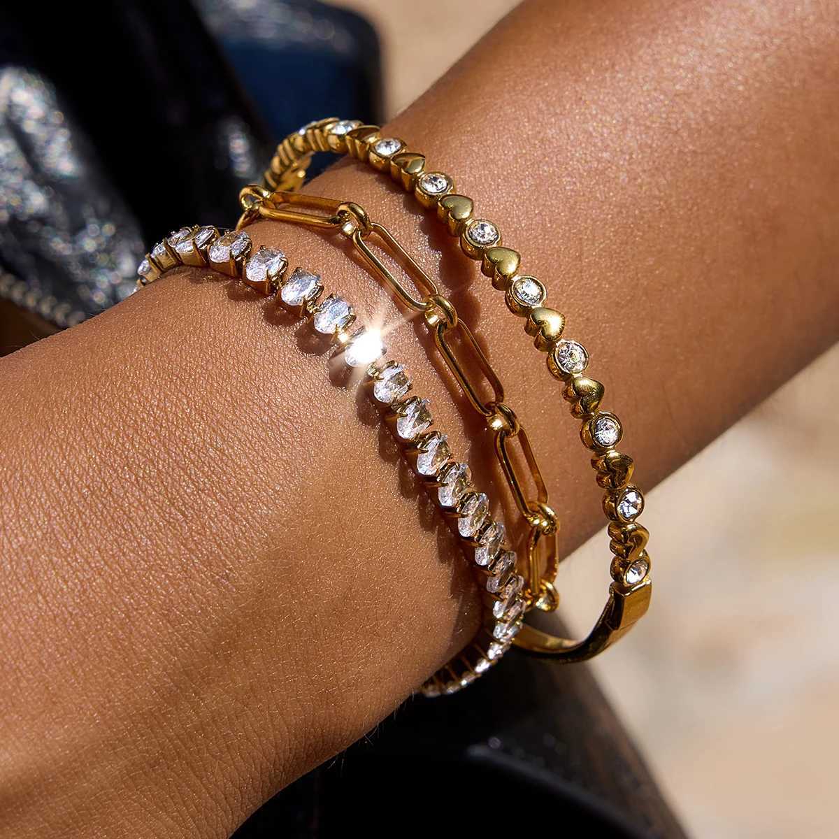 Uworld Simple Classic Egg shaped Zircon Strap Tennis Chain Bracelet Stainless Steel Heart Shaped Stackable Bracelet Womens Acce J251122