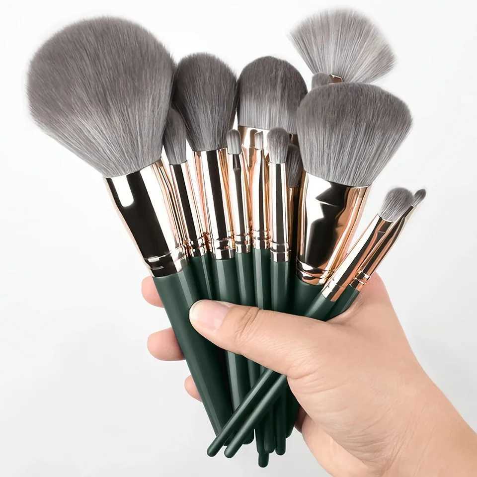 14PCS Makeup Brushes Set Soft Fluffy Professional Cosmetic Brushes for Foundation Powder Eyeshadow Blending Complete Beauty C251122