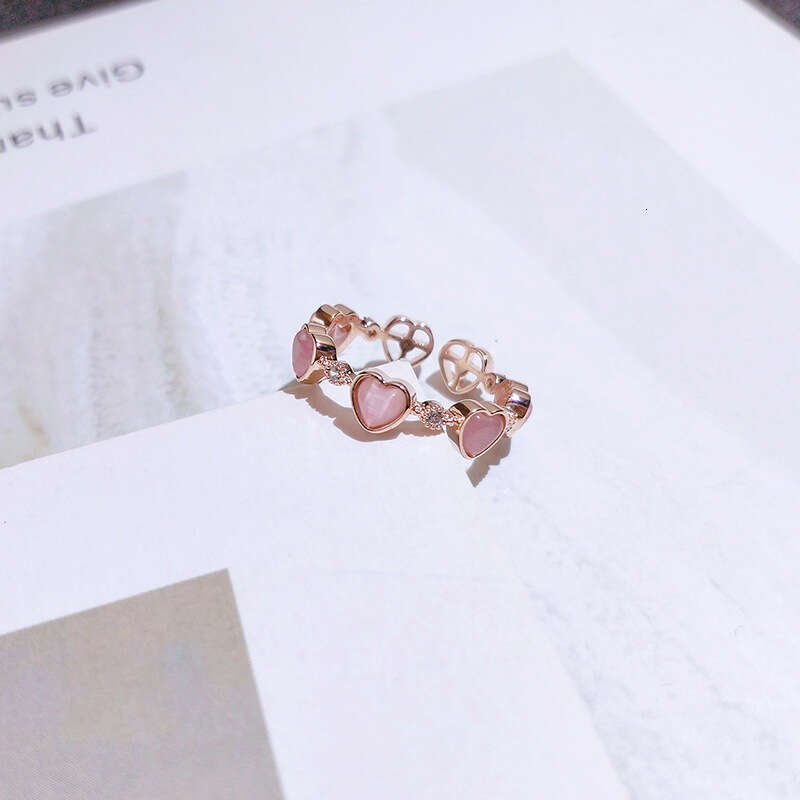 Small niche design heart women's light luxury fashion trend, open mouth ring, cold style, versatile index finger ring